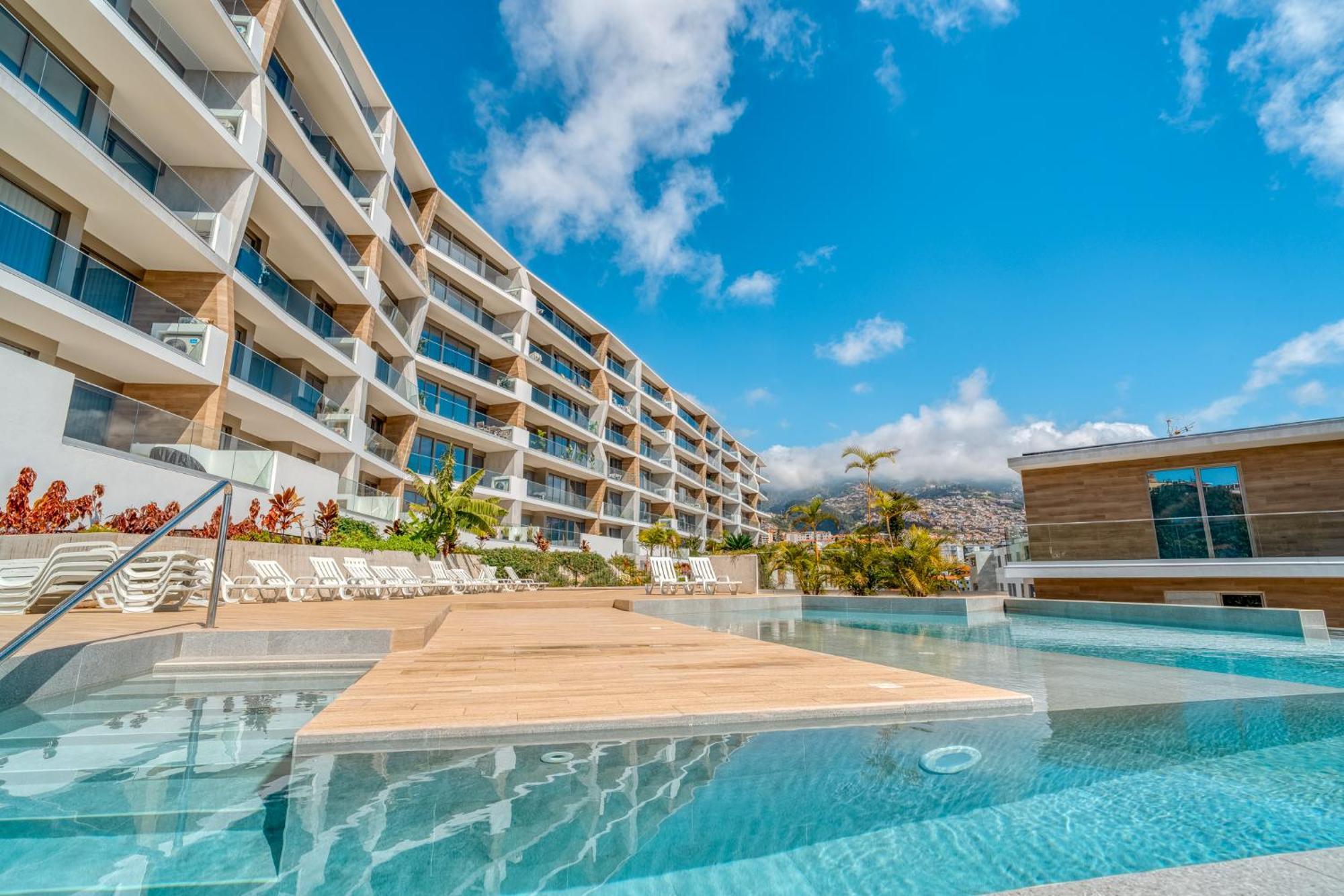 The Pink Palm Apartment Funchal  Bagian luar foto